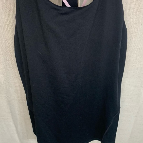 FABLETICS Kessler Built in Bra Tank - Petal/Shadow - Picture 5 of 9